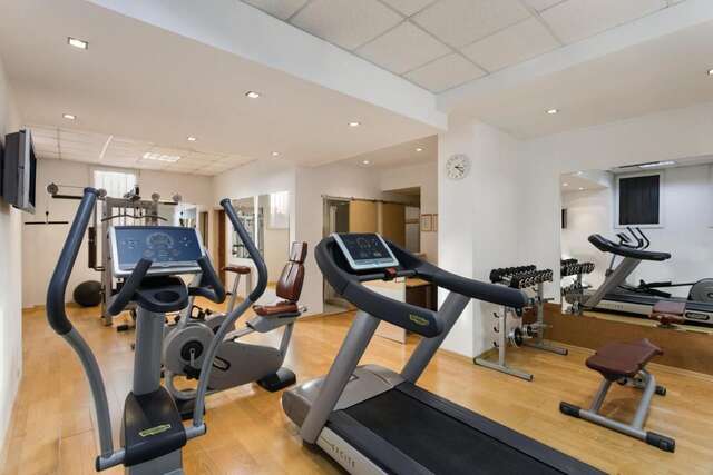 Отель Ramada Hotel & Suites by Wyndham Bucharest North Бухарест-38